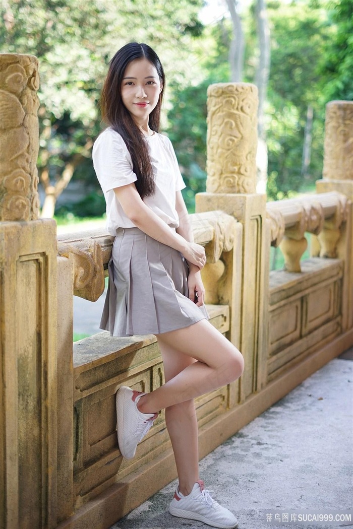 13🈲️美女裸身娇喘呻吟久久