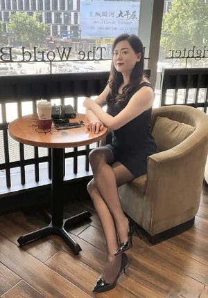欧美性猛交❌XX❌自慰中