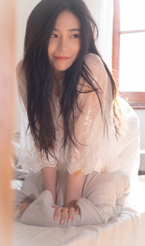 欧美娇小13一15HD