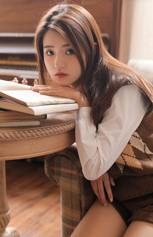 摸少妇B