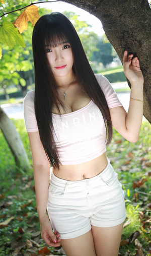 网传爆乳z杯悠悠在线观看